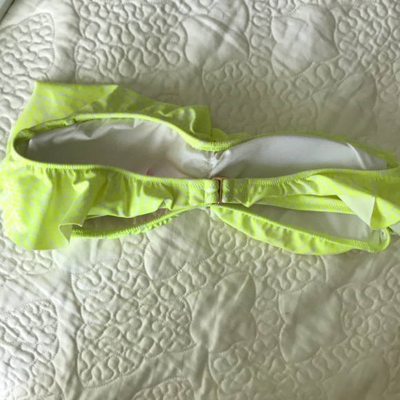 yellow ruffle bikini top - Picture 3 of 4